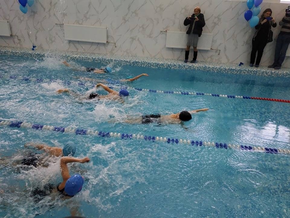 У Шипинській школі запрацював сучасний обладнаний басейн.

