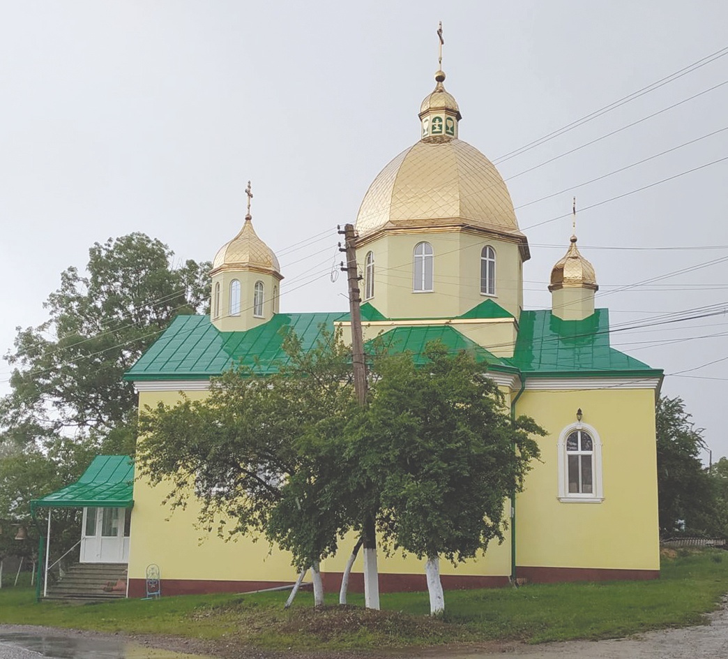 Нова церква, яку збудували у Витилівці, коли парафіяни поділилися на прихильників Київського і Московського патріархатів. 