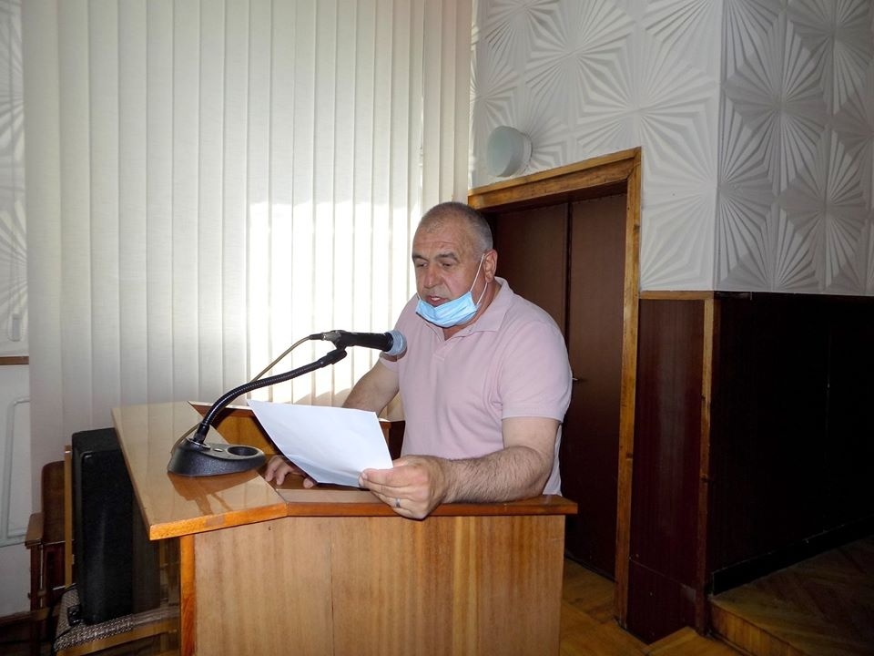 Депутат Володимир Грицюк зі зверненням від жителів майбутньої Брусницької ОТГ.