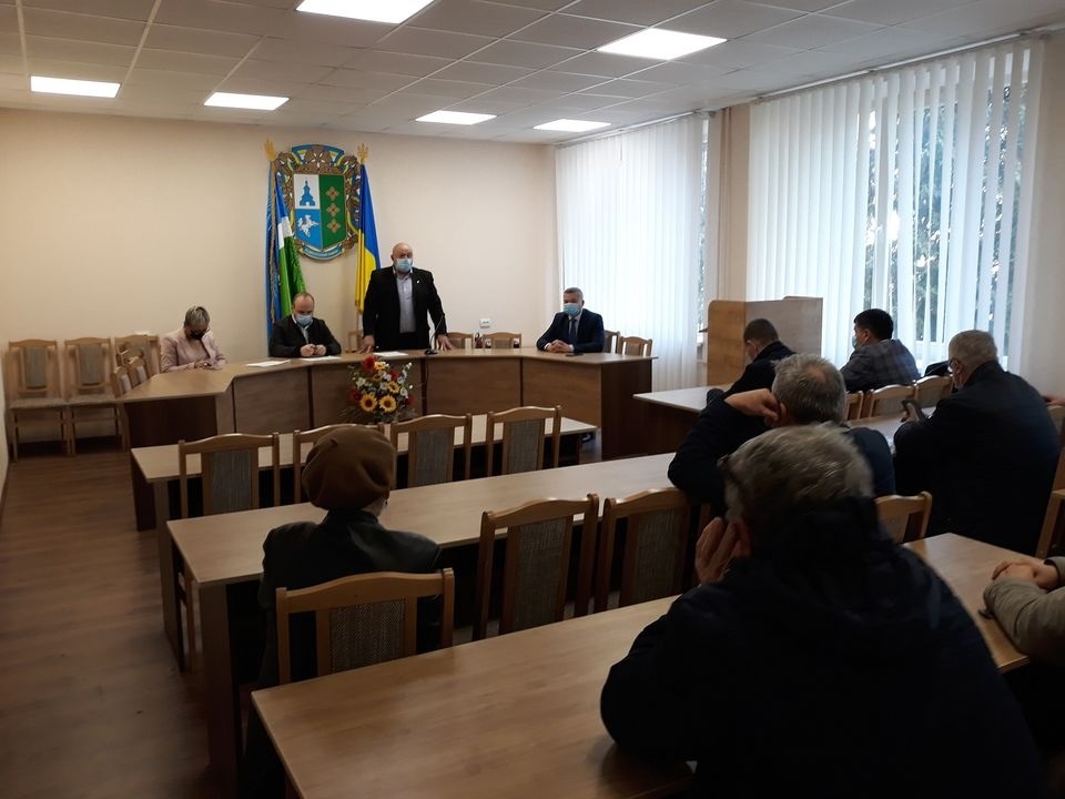 Під час робочої зустрічі в Кіцманській РДА.