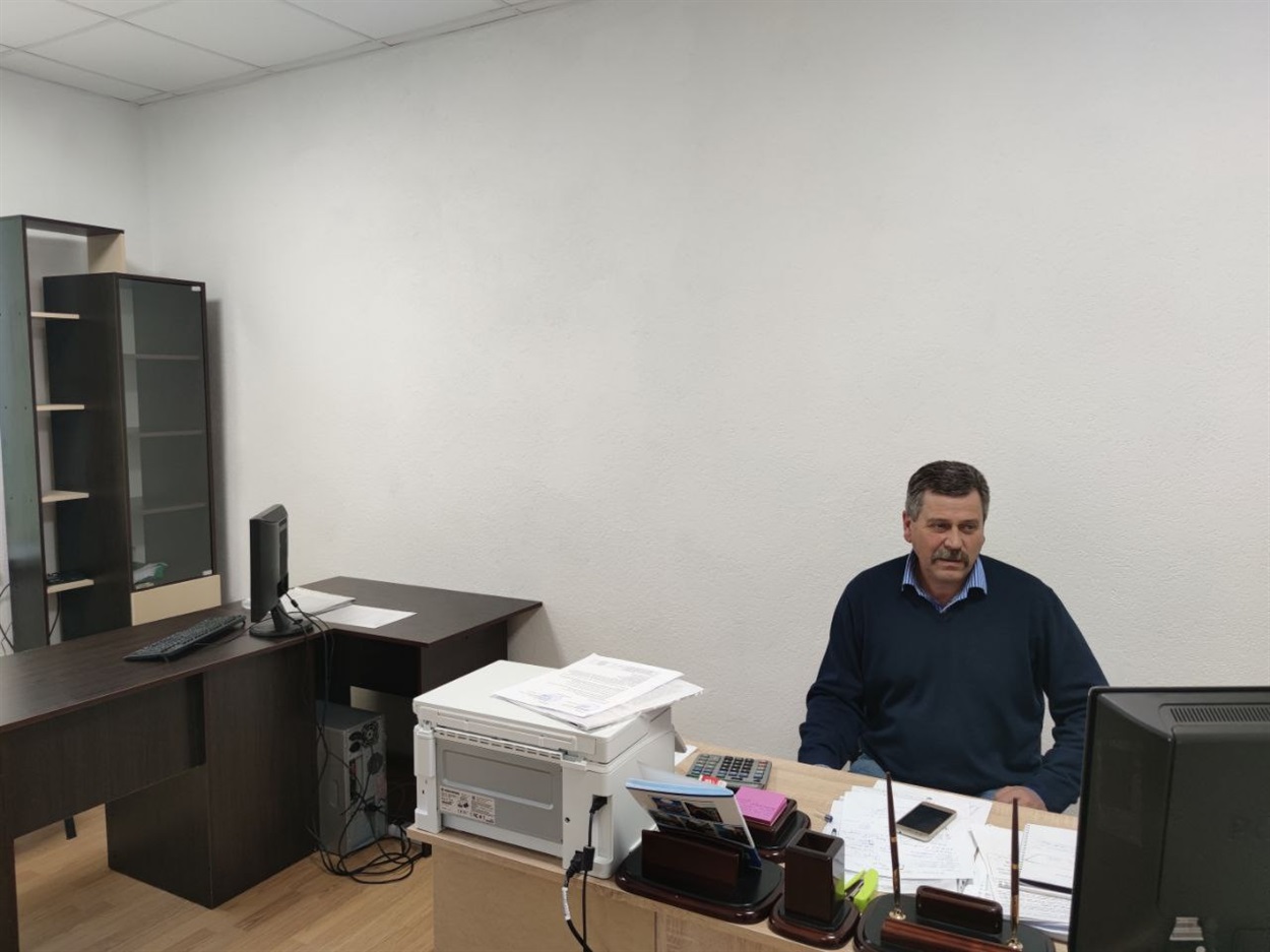 Відділ освіти Брусницької громади очолює Іван Николайчук.