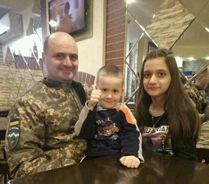 Віталій Ковальчук з дітьми Вікторією і Дмитриком