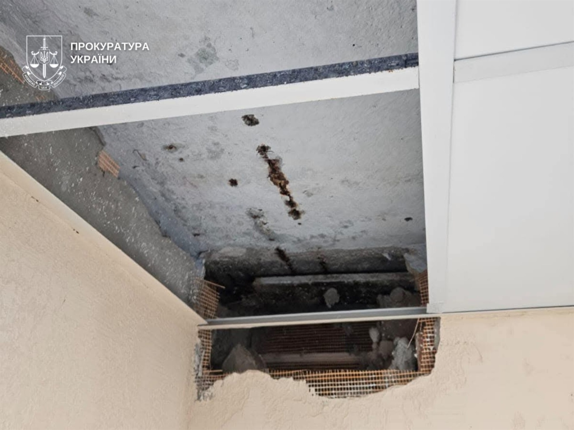 Неякісний ремонт укриття за бюджетні кошти: на Буковині підозрюють двох посадовців