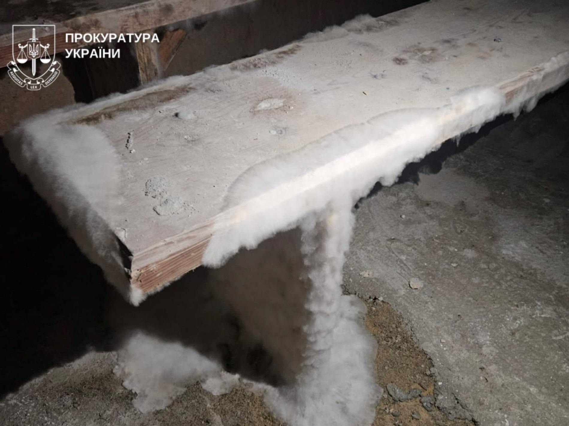 Неякісний ремонт укриття за бюджетні кошти: на Буковині підозрюють двох посадовців