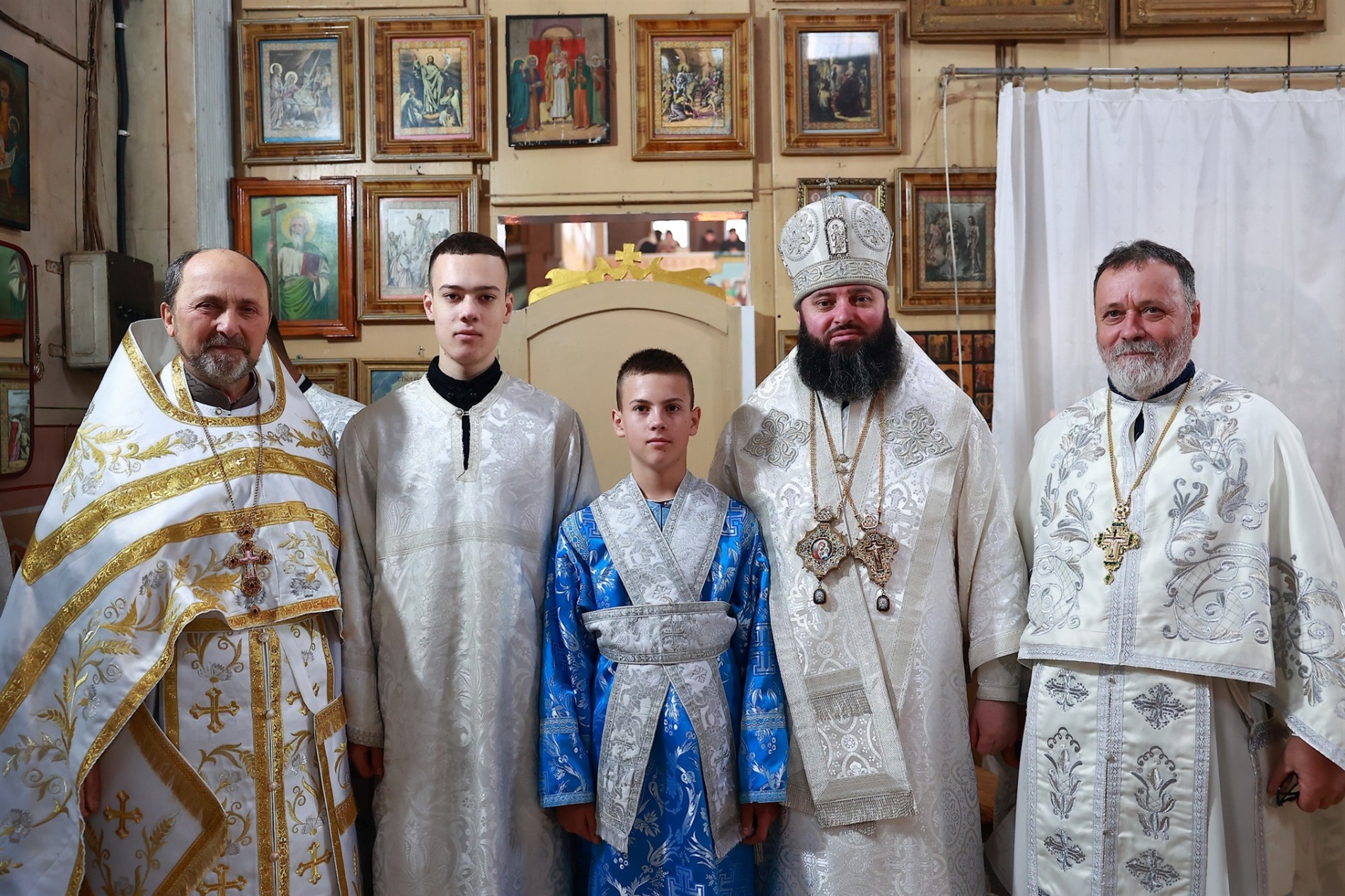 У селі Драчинці відбулось архієрейське богослужіння з нагоди престольного свята