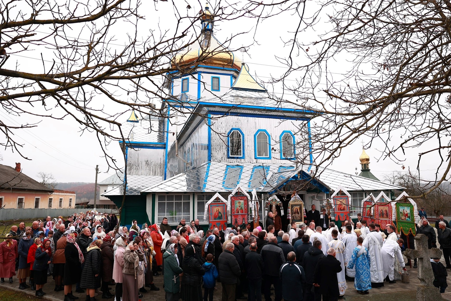 У селі Драчинці відбулось архієрейське богослужіння з нагоди престольного свята