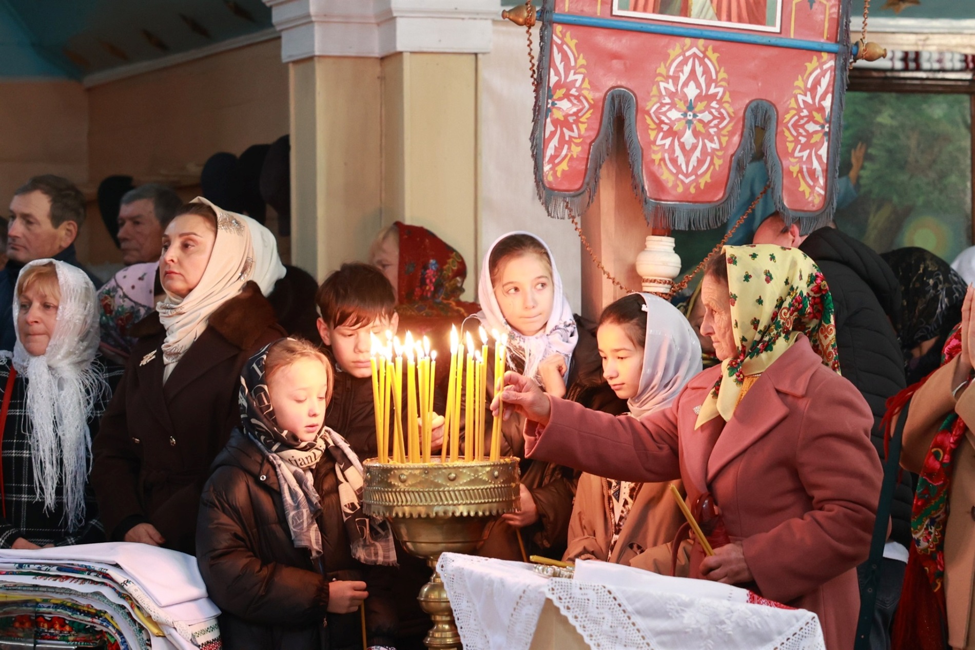 У селі Драчинці відбулось архієрейське богослужіння з нагоди престольного свята