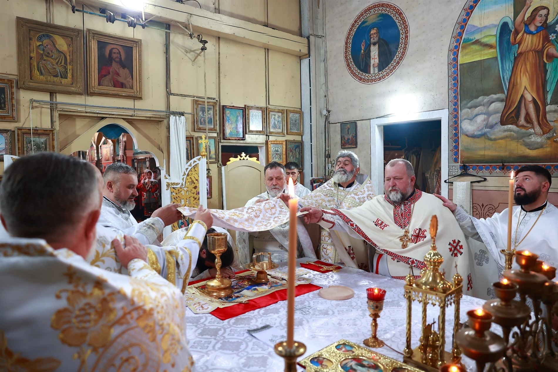 У селі Драчинці відбулось архієрейське богослужіння з нагоди престольного свята