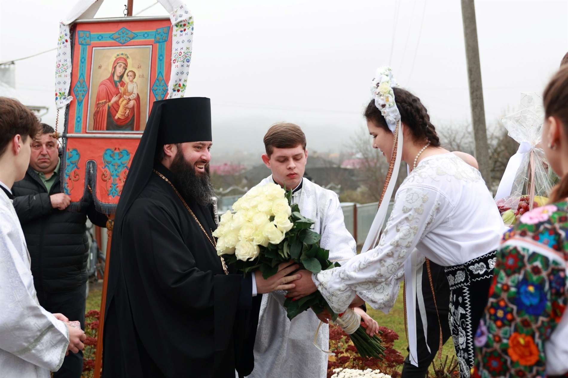 У селі Драчинці відбулось архієрейське богослужіння з нагоди престольного свята