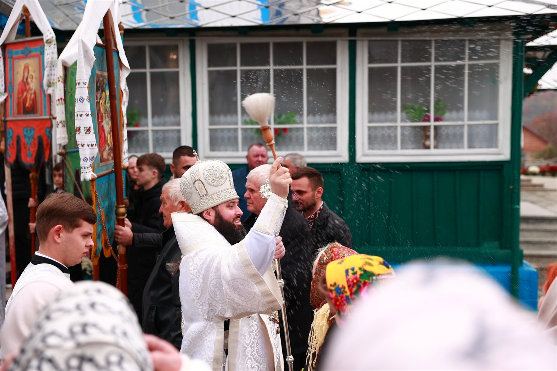 У селі Драчинці відбулось архієрейське богослужіння з нагоди престольного свята