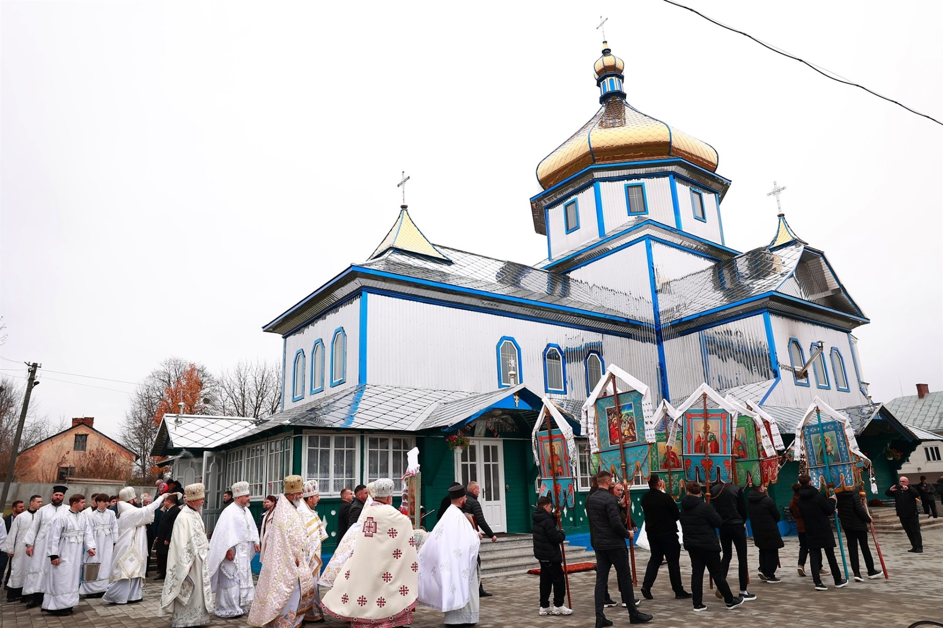 У селі Драчинці відбулось архієрейське богослужіння з нагоди престольного свята