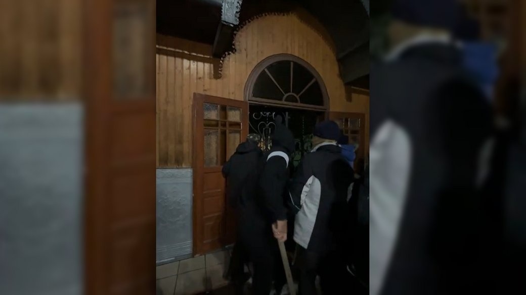 Сутичка між релігійними громадами у Верхніх Станівцях.