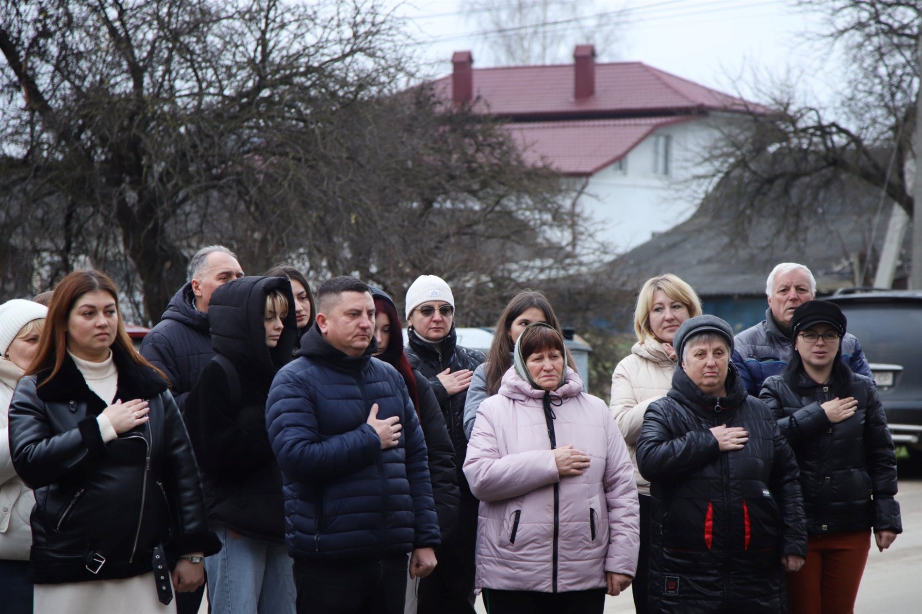 У Шипинцях урочисто відкрили меморіальну дошку Тодору та Неконію Скакунам