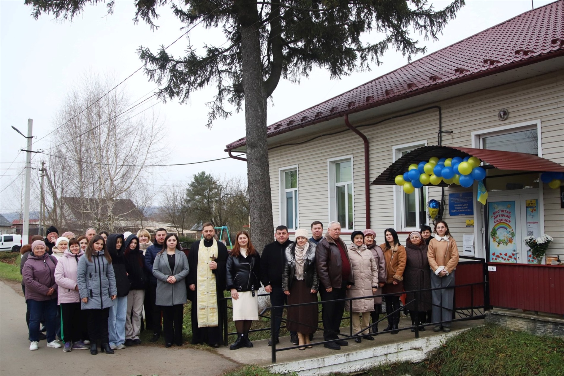 У Шипинцях урочисто відкрили меморіальну дошку Тодору та Неконію Скакунам