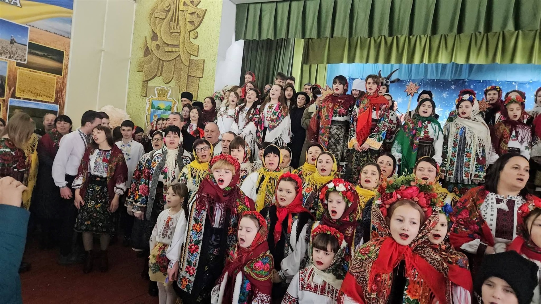 У Брусницькій громаді колядували і зібрали понад 60 тисяч гривень на ЗСУ