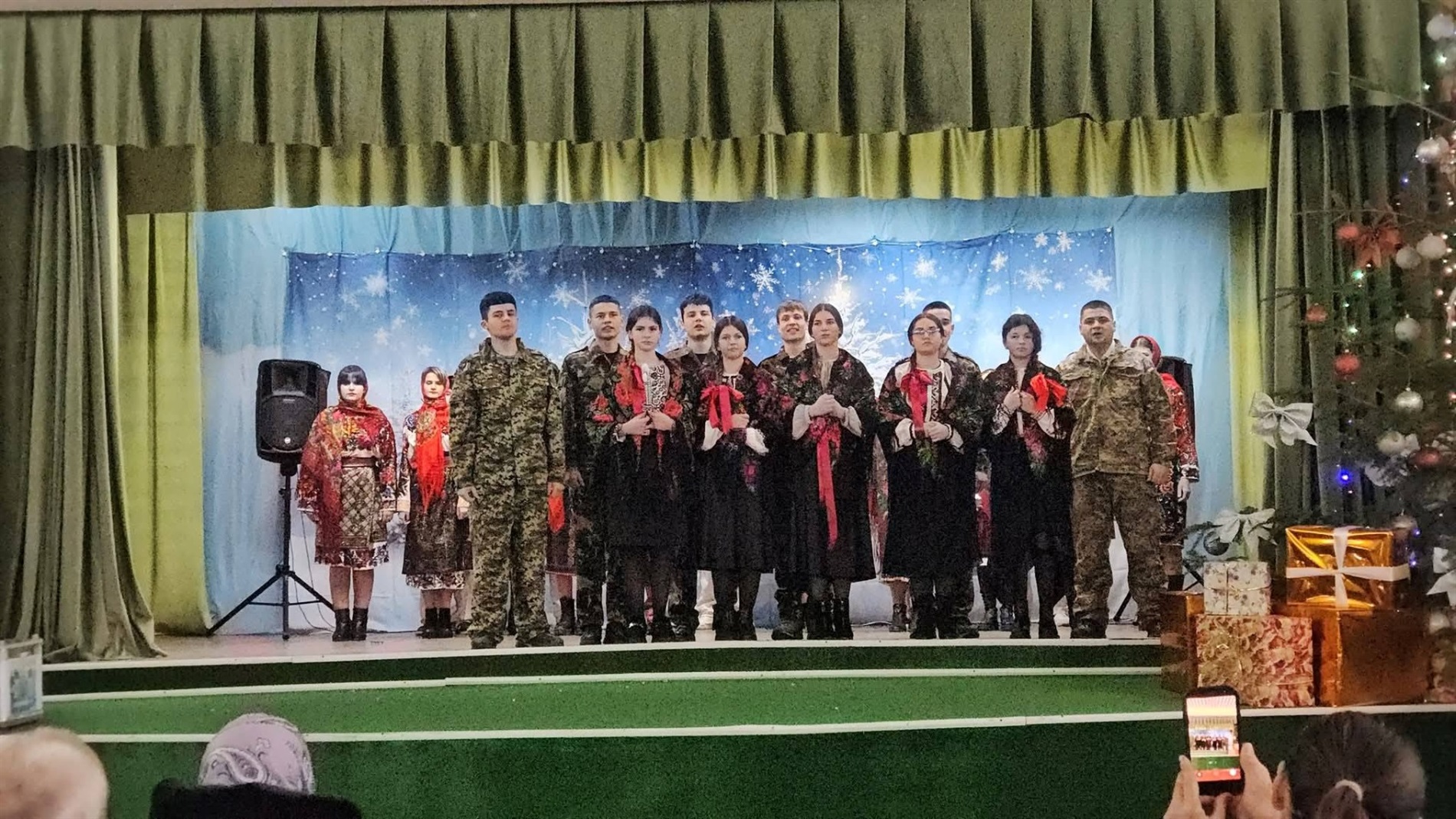 У Брусницькій громаді колядували і зібрали понад 60 тисяч гривень на ЗСУ