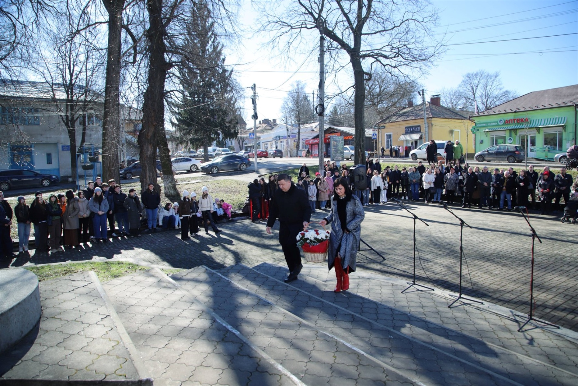 У Кіцмані вшанували видатного земляка: Володимирові Івасюку виповнилося б 77 років