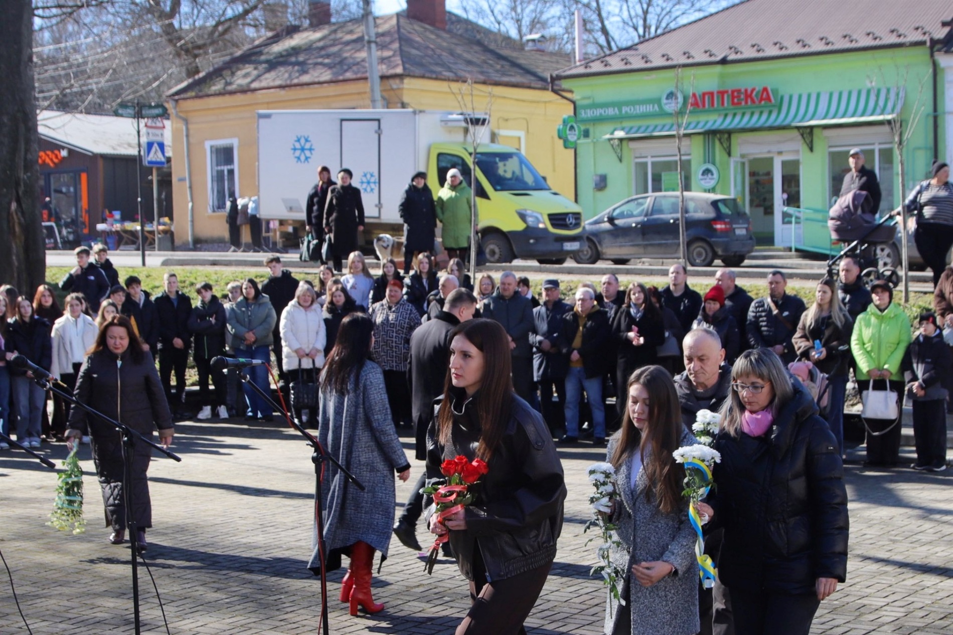 У Кіцмані вшанували видатного земляка: Володимирові Івасюку виповнилося б 77 років