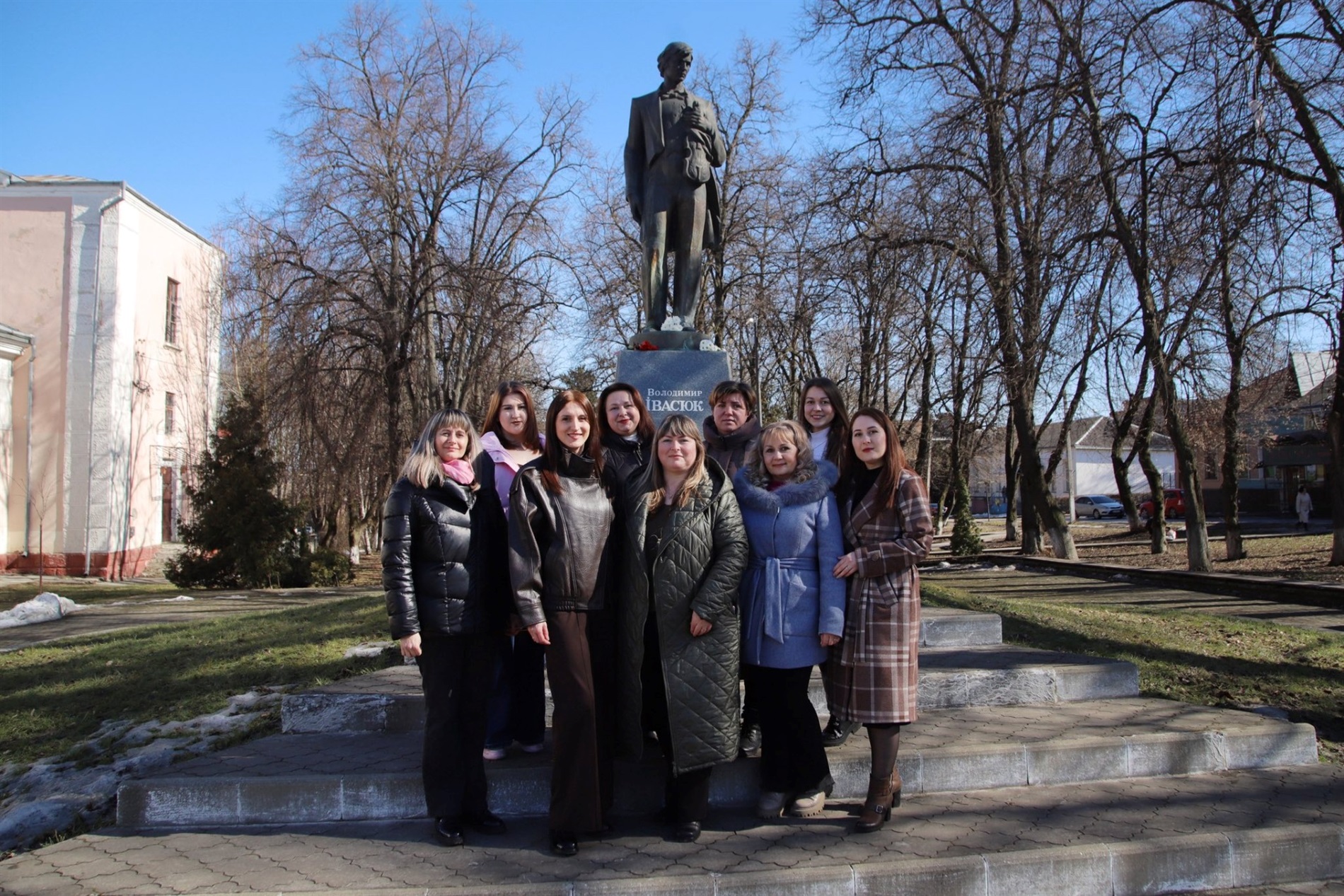 У Кіцмані вшанували видатного земляка: Володимирові Івасюку виповнилося б 77 років