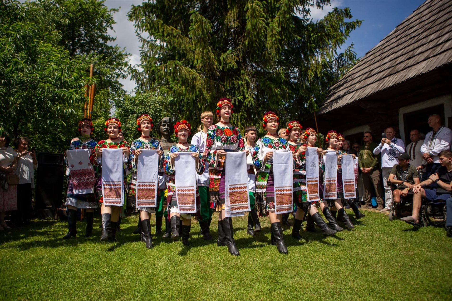 15 червня у Чорториї знову ожила душа українського кіно. Відзначили 85 років Іванові Миколайчуку